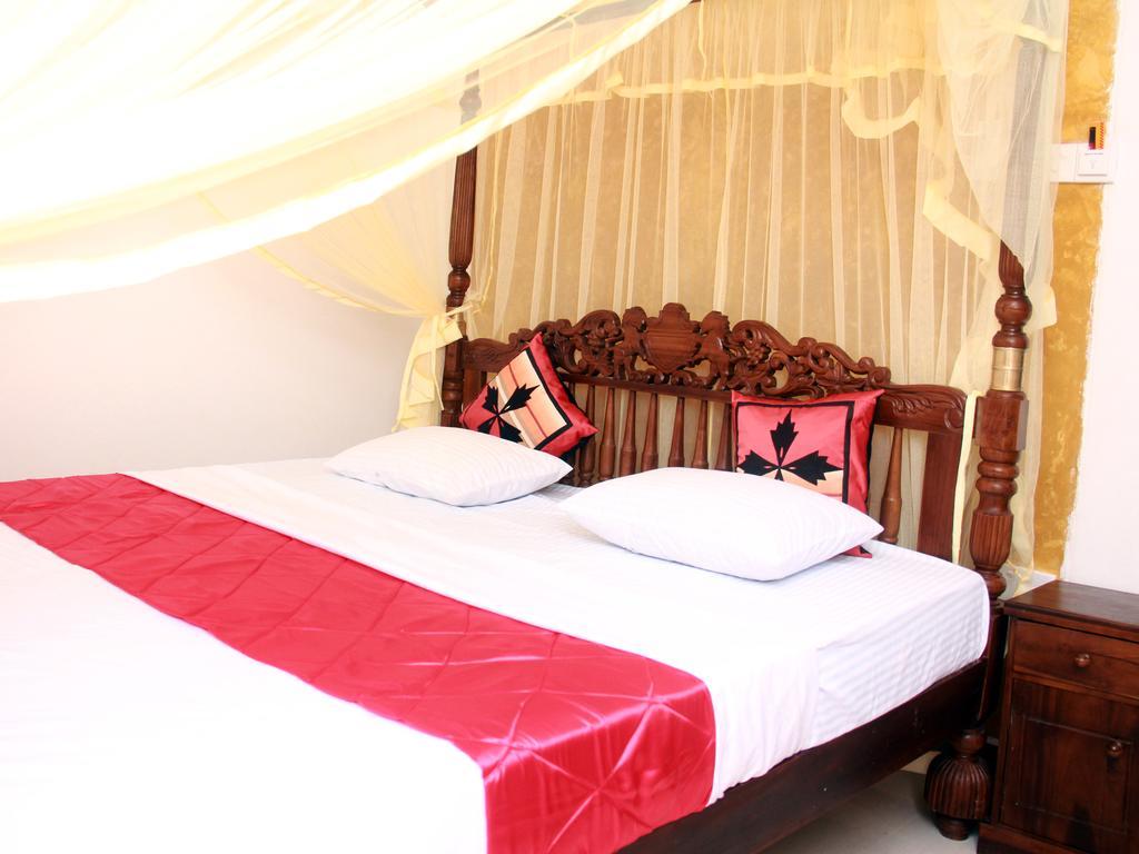 Hotel Sun Rest Mirissa à Banduramulla Extérieur photo