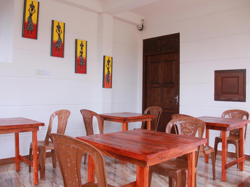Hotel Sun Rest Mirissa à Banduramulla Extérieur photo