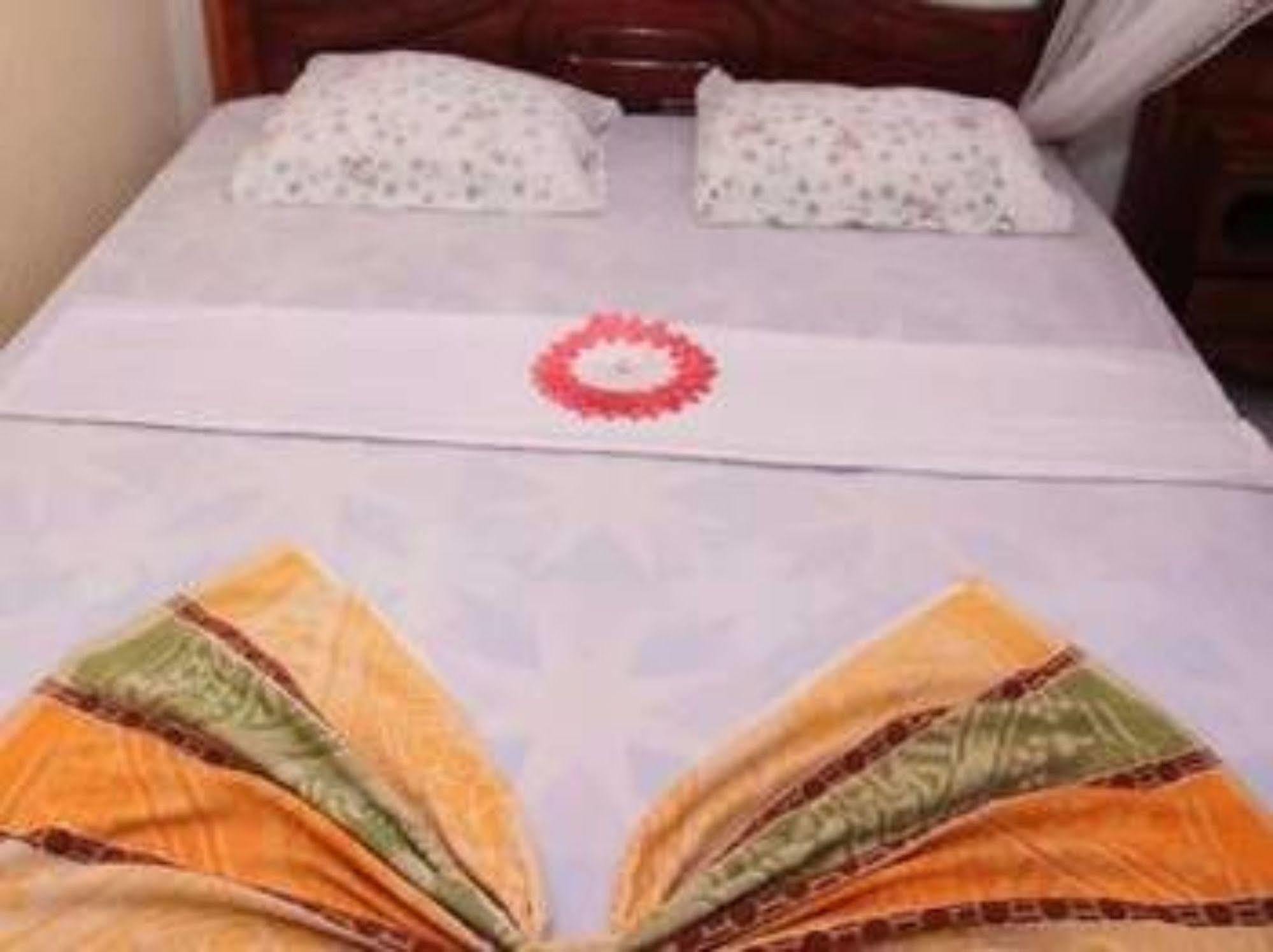 Hotel Sun Rest Mirissa à Banduramulla Extérieur photo